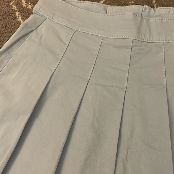American Eagle Light Blue Pleated mini Tennis Skirt with pockets - Picture 3 of 6